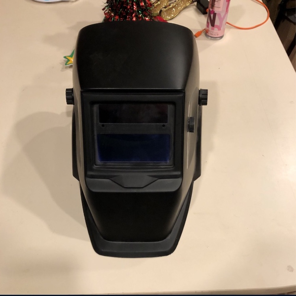CHICAGO ELECTRIC AUTO DARKENING HOOD